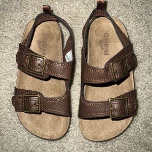 Boys, Oshkosh sandals, size 11